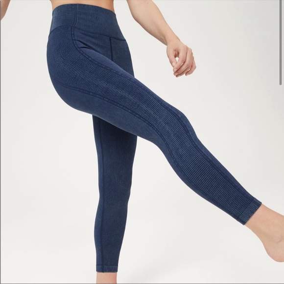 Offline Ribbed Leggings - Picture 2 of 8